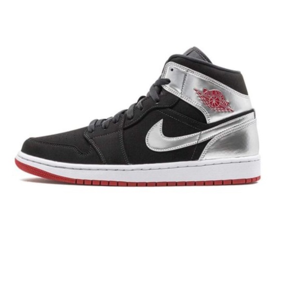 Nike Other - Nike Jordan 1 Mid